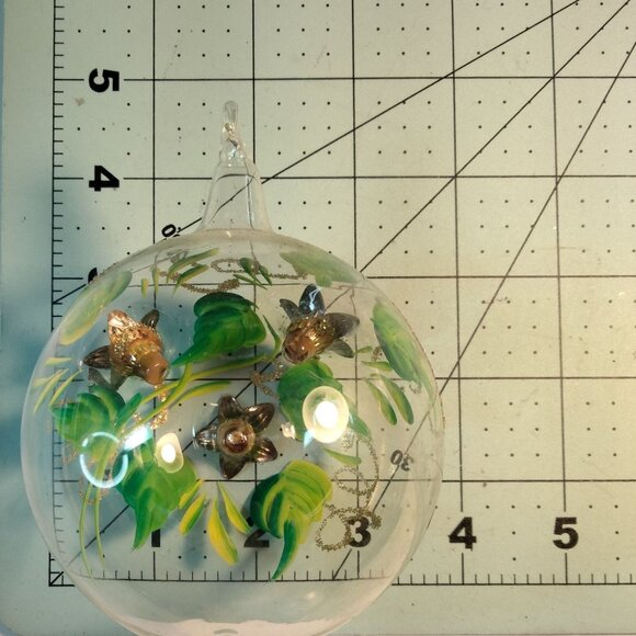 Hand Painted Glass Christmas Ornament  Floral embedded metal Flower  Accents - Picture 5 of 8